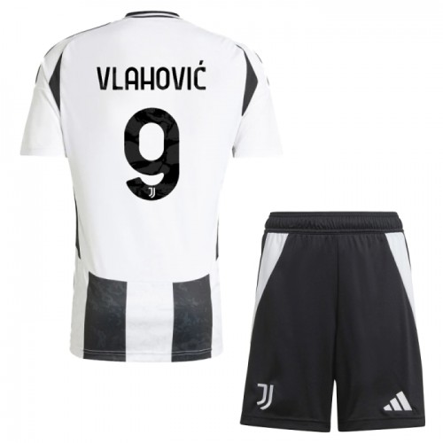 Nogometni Dresovi Juventus Vlahovic 9 Dječji Domaći 2024-25 Kratkih Rukava Nogometni Dresovi Juventus Vlahovic 9 Dječji Domaći 2024-25 Kratkih Rukava